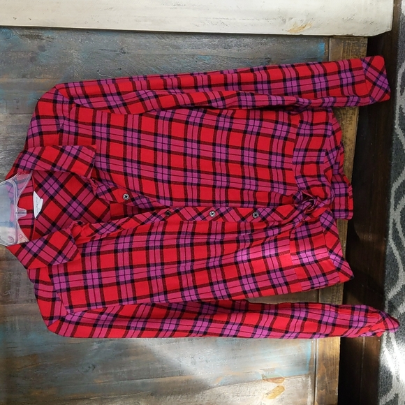 Aeropostale Tops - Aeropostale Red/Pink Hi-Low Hem Flannel w/ Bottom Knot - Small